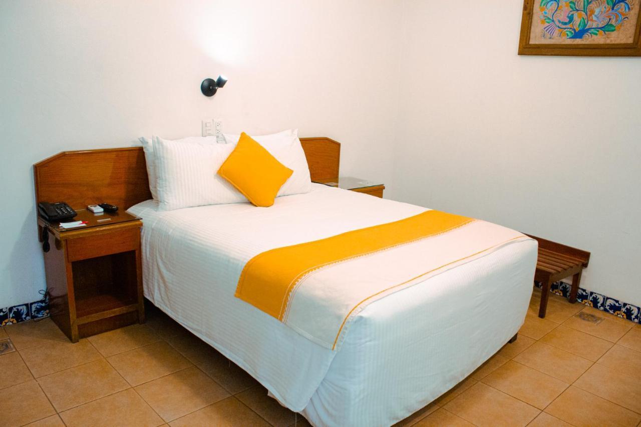 Hotel Oaxaca Real エクステリア 写真